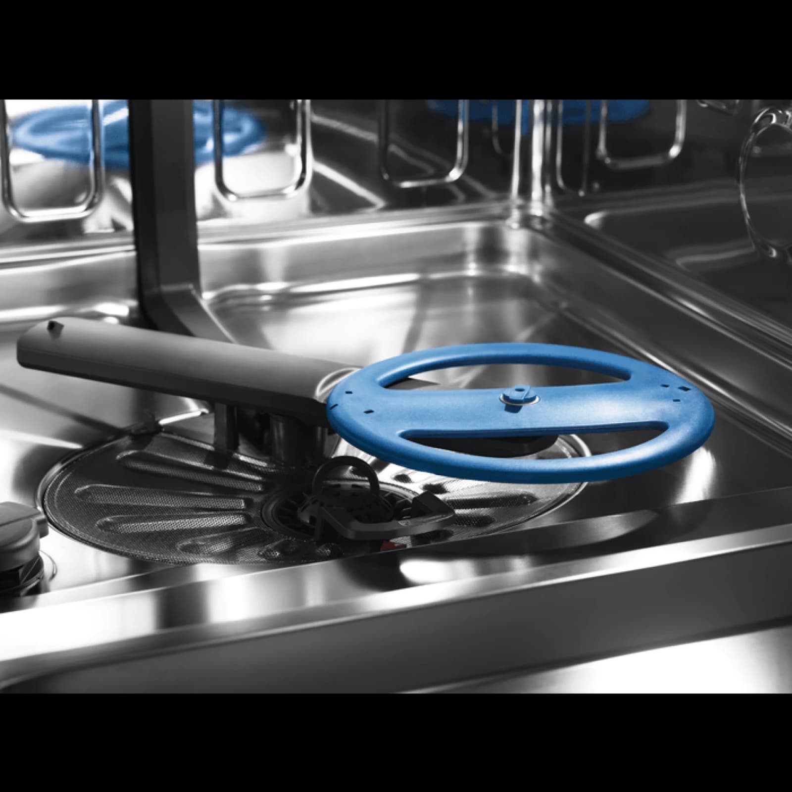 ELECTROLUX EES47320L Masina za sudje